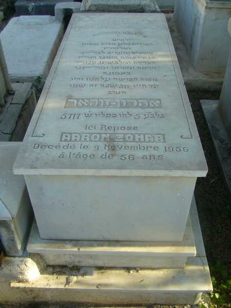 Lápide de zohar aaron