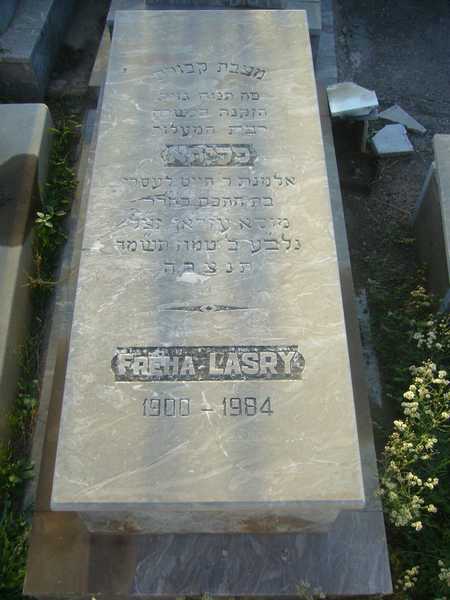 lasry freha fejfája
