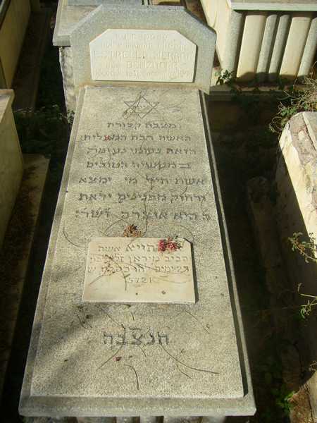 Stèle de merran estrella