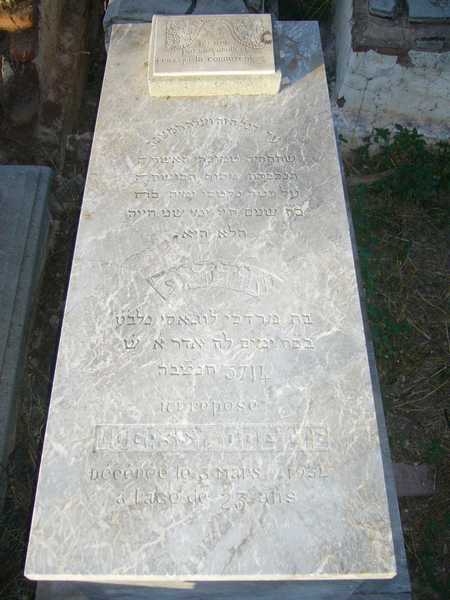 lugassy odette fejfája