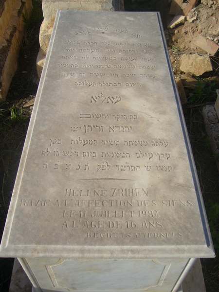 Estela de zrihen helene