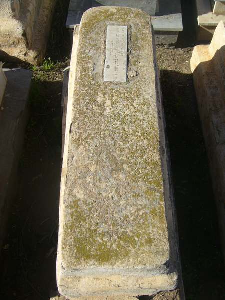 Lápide de levy messoda