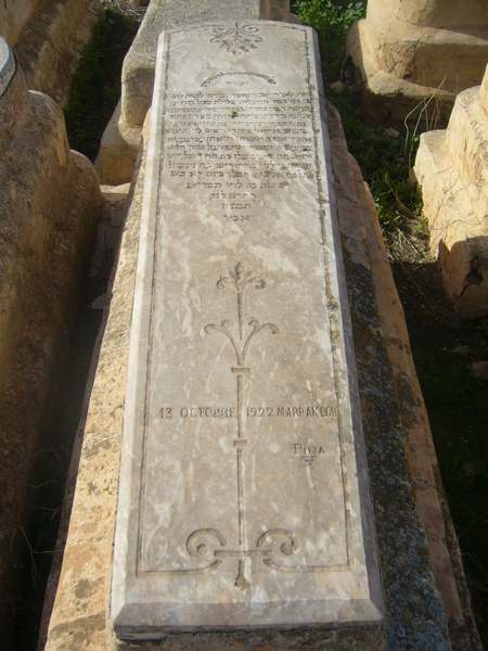 Tombstone of pinto