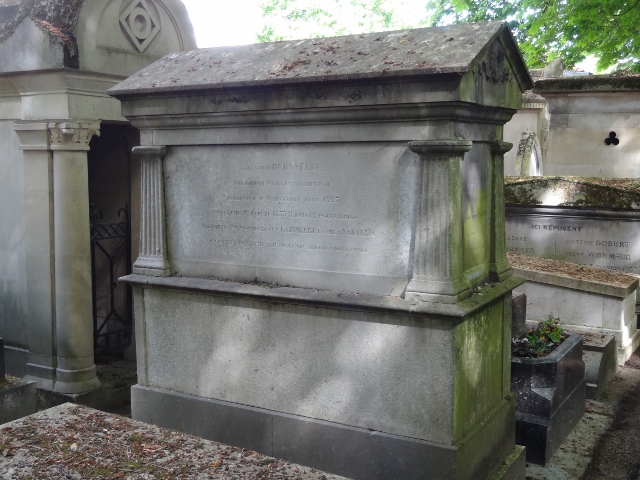 Stèle de BERNSTEIN Joseph