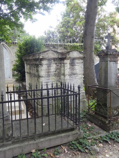 Надгробие COLBERT Edouard Charles Victurnien, comte de MAULEVRIER