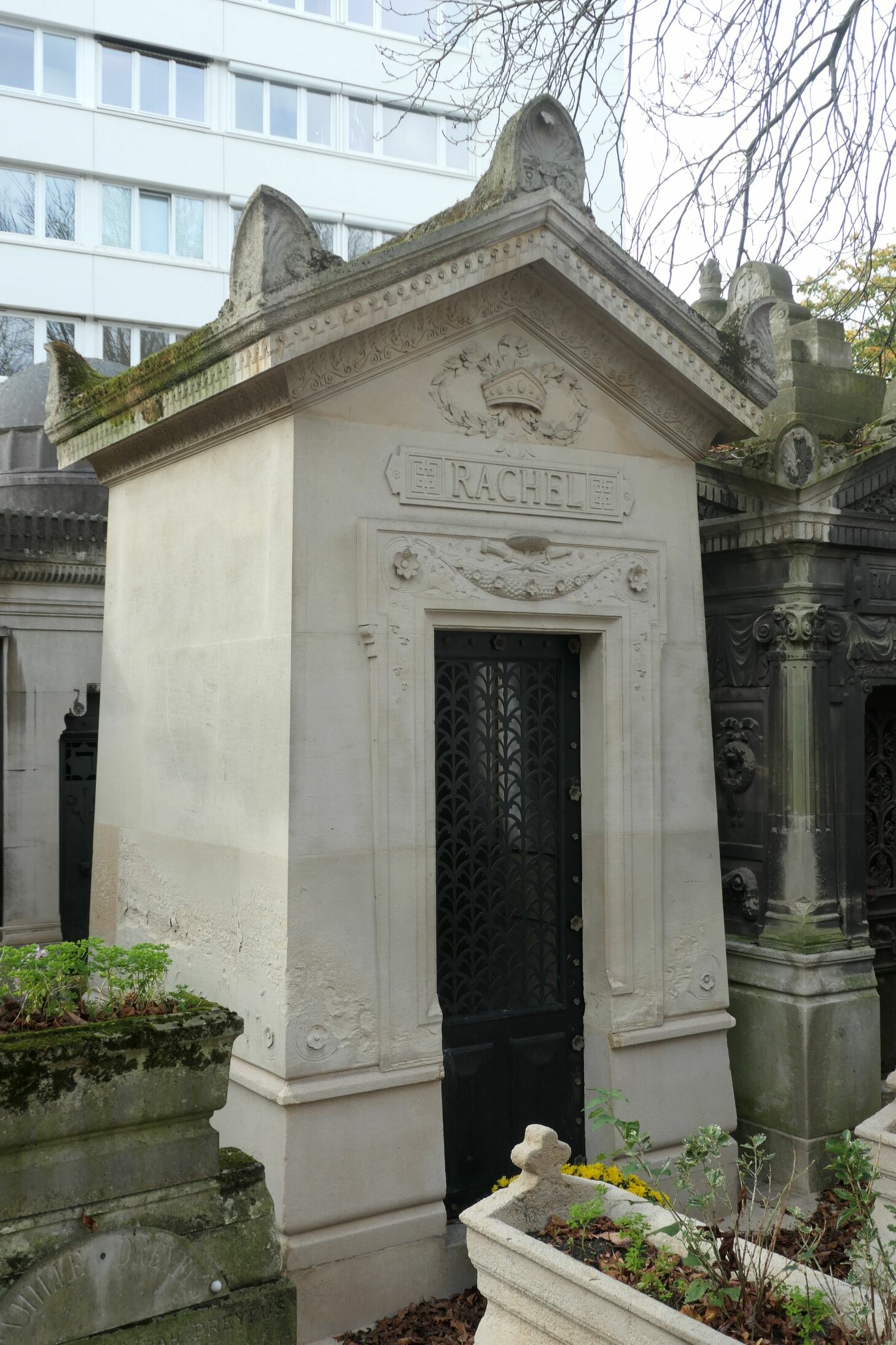 Stèle de RACHEL Elisa FELIX, dite Mademoiselle
