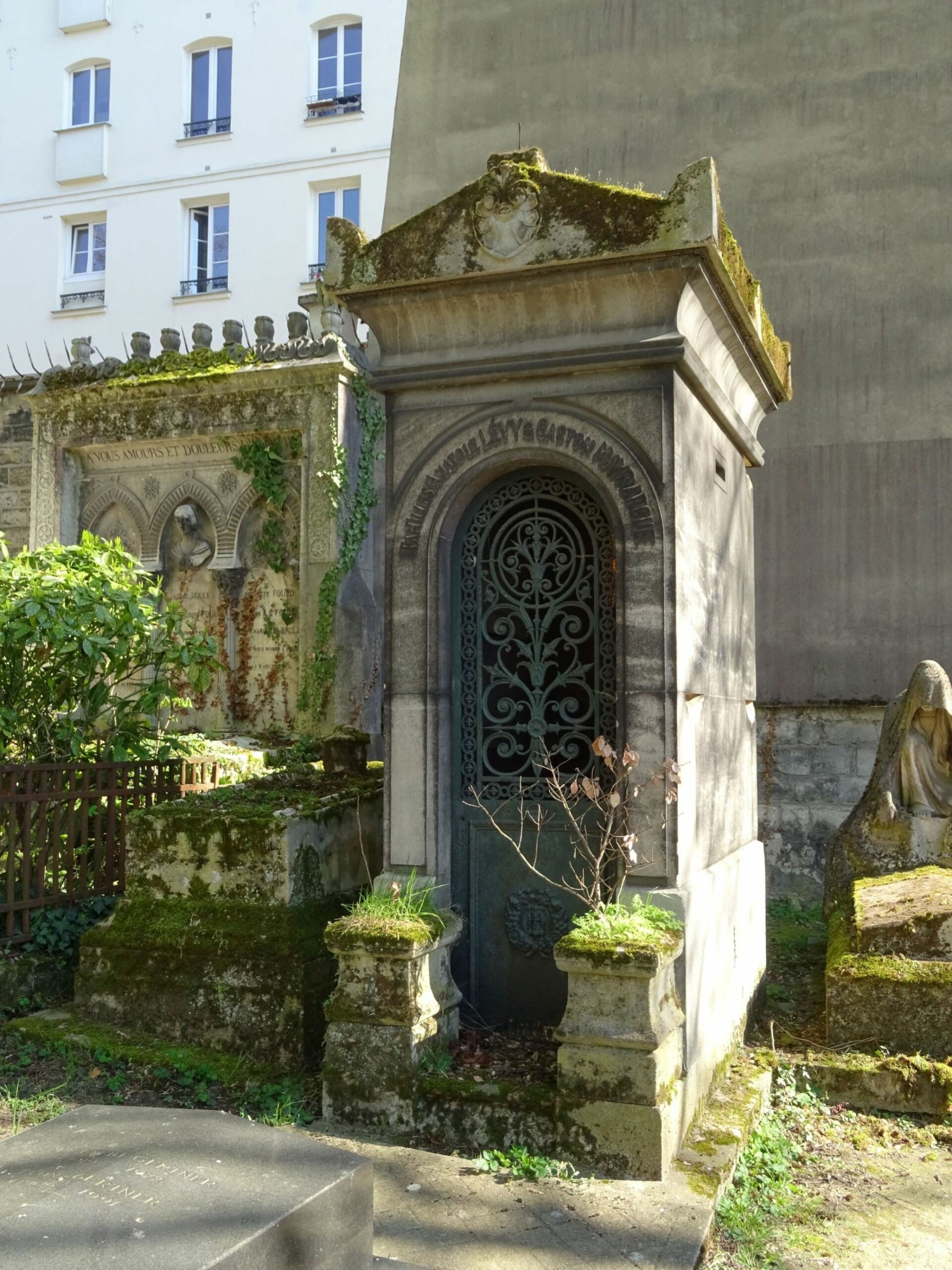 Stèle de MAYRARGUE Yves Pierre Willy Daniel