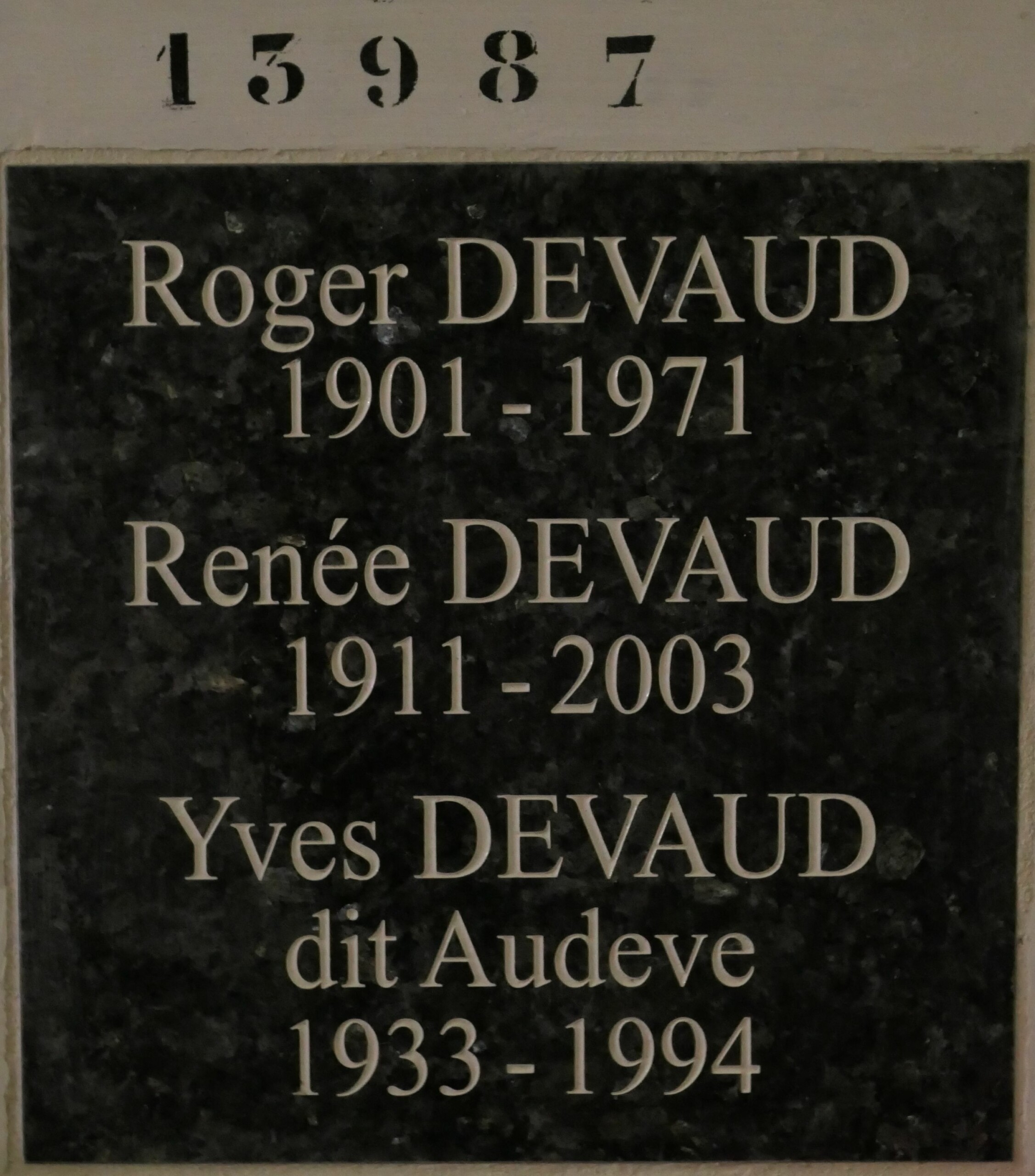Grabstein von AUDEVE Yves DEVAUD, dit