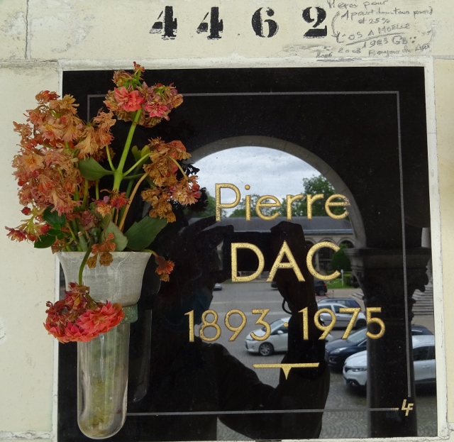Grabstein von DAC André ISAAC, dit Pierre