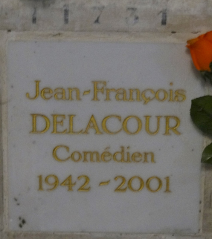 Grabstein von DELACOUR Jean-François