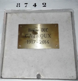 Stèle de DUC Marcelle, Mme CATROUX, dite Hélène