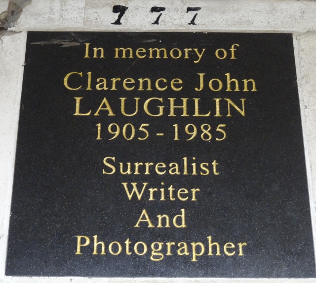 מצבת LAUGHLIN Clarence John