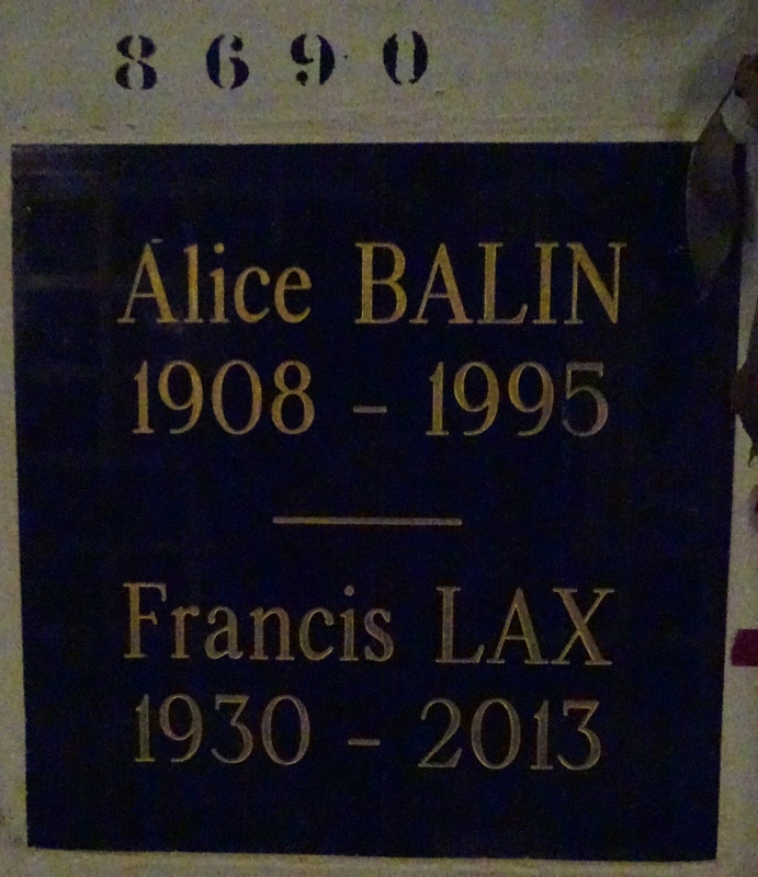 شاهدة قبر LAX Francis