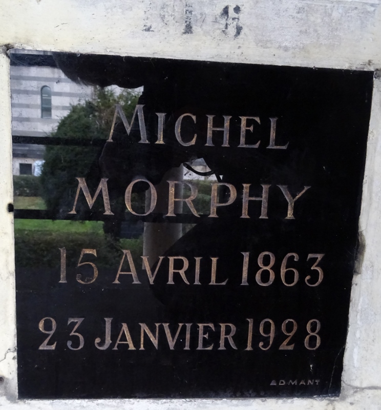 מַצֵּבה פון MORPHY Michel