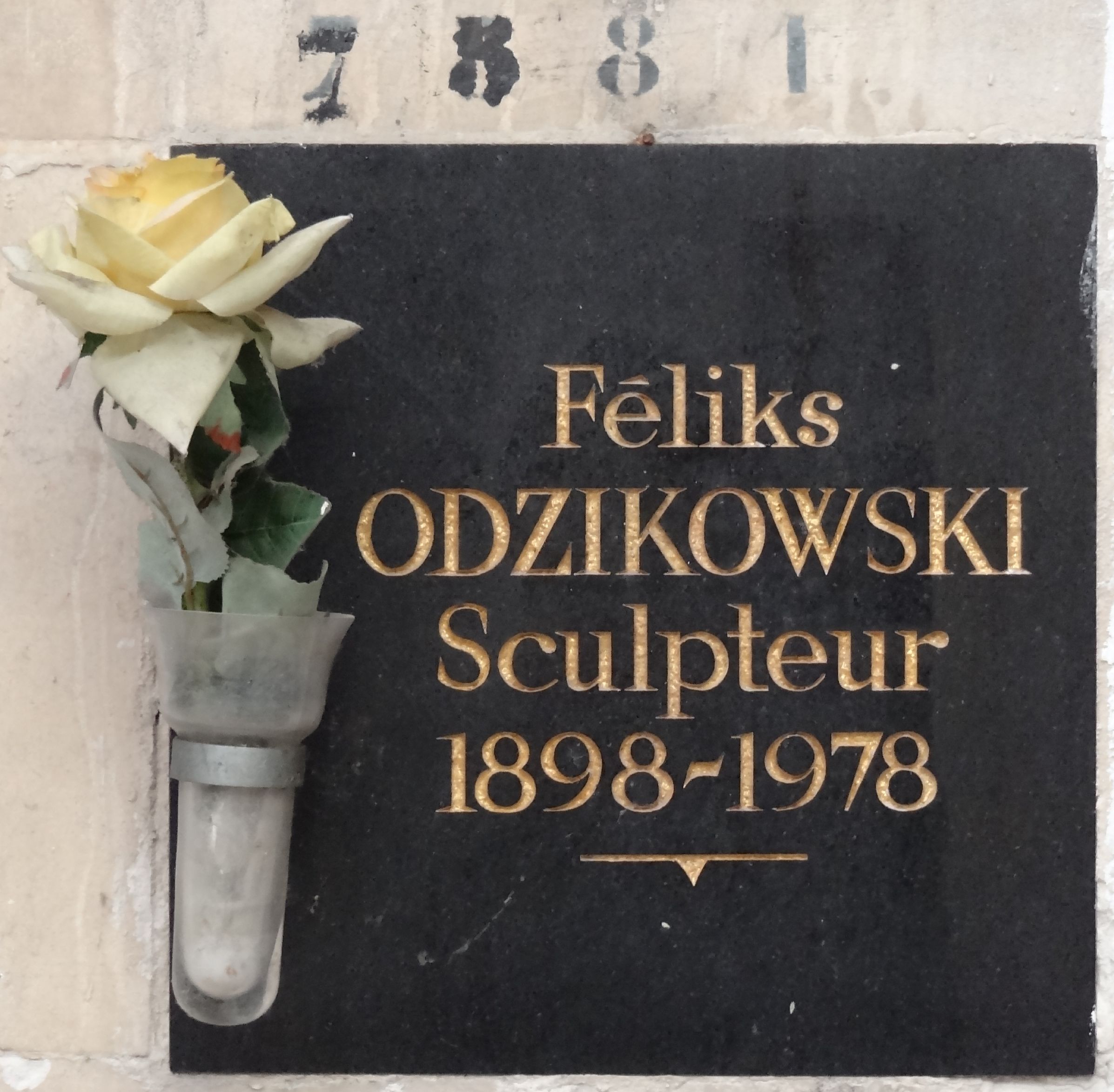 ODZIKOWSKI Feliks 的墓碑