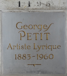 מַצֵּבה פון PETIT Georges