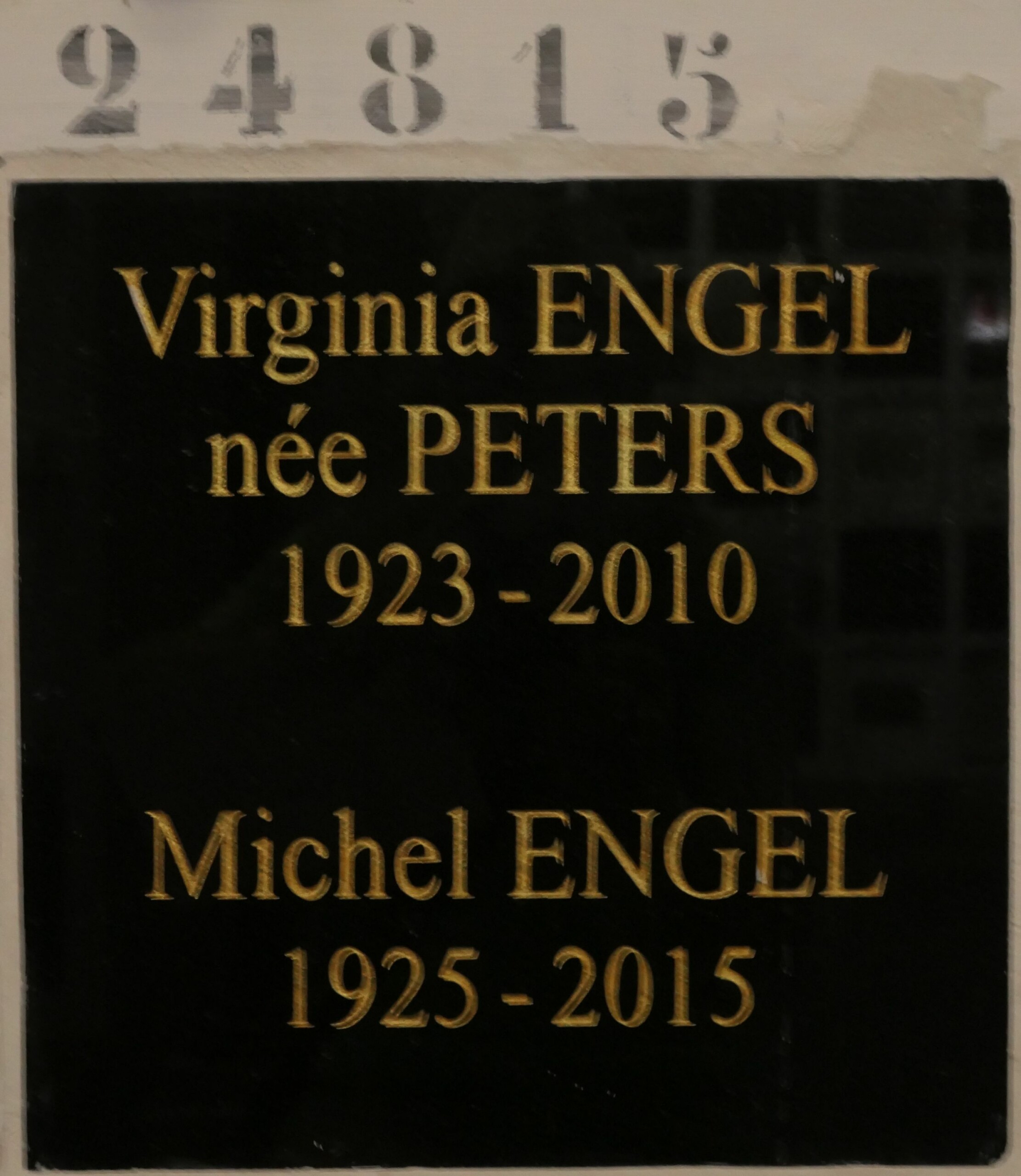 Stèle de VEE Virginia ENGEL, née PETERS, dite