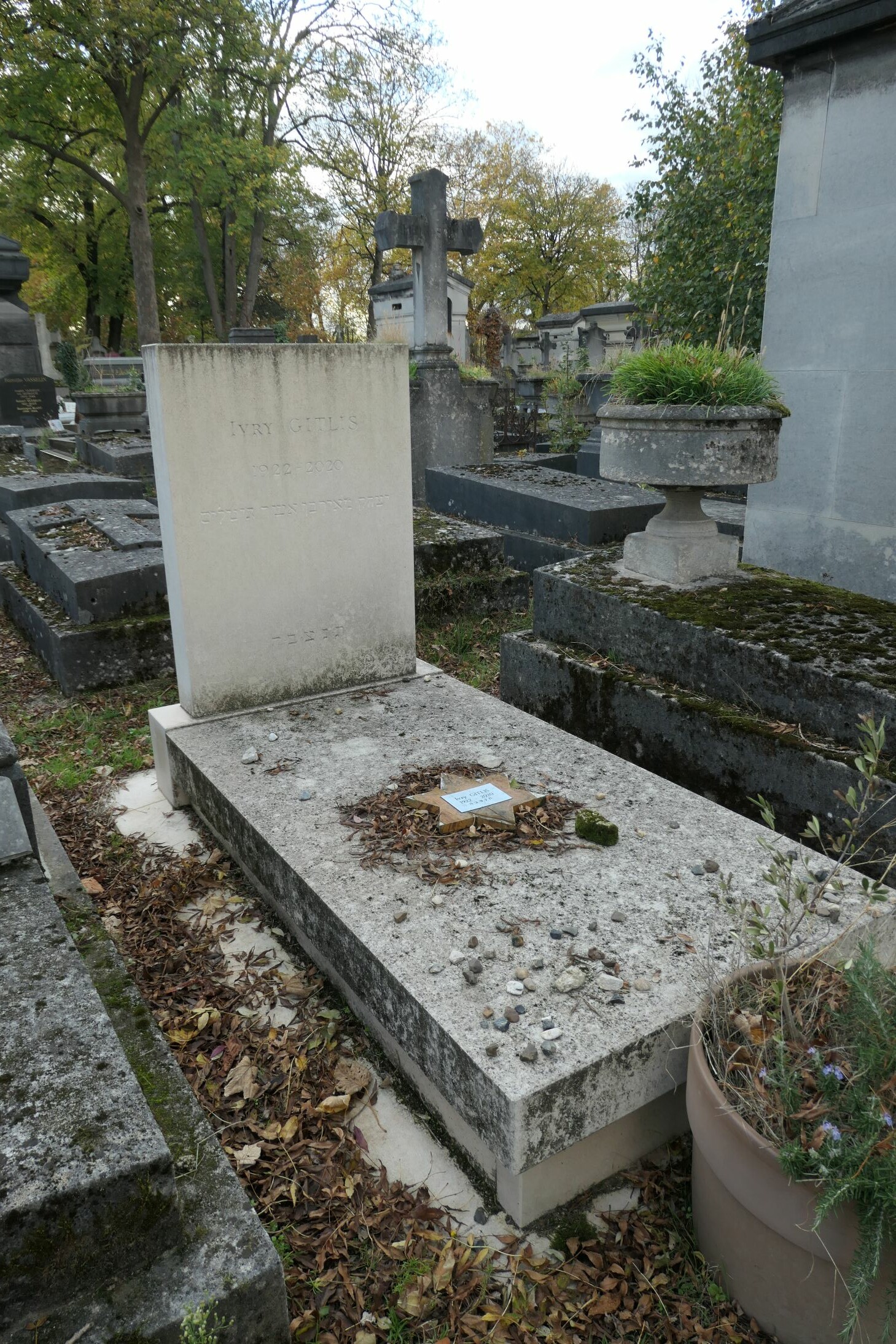 Grabstein von GITLIS Ivry