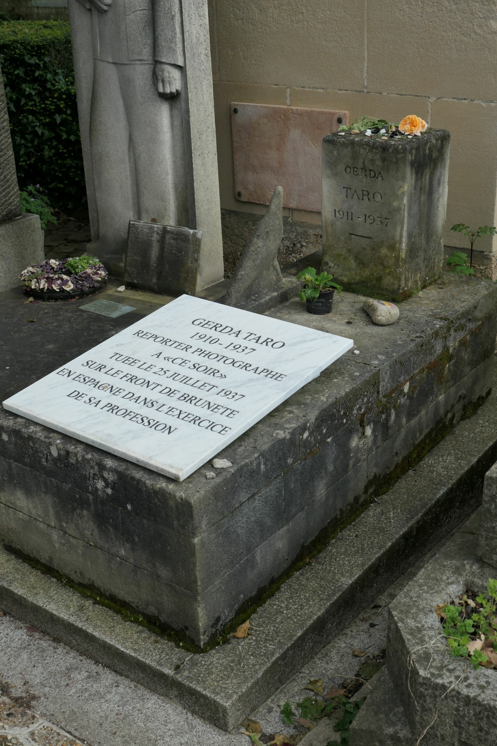 Stèle de TARO Gerda POHORYLLE, dite