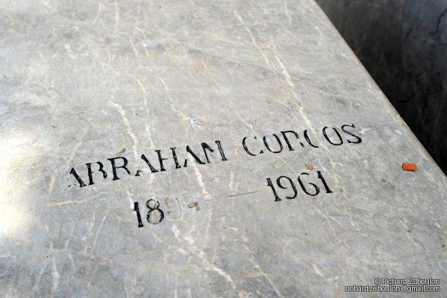 Grafsteen van CORCOS Abraham