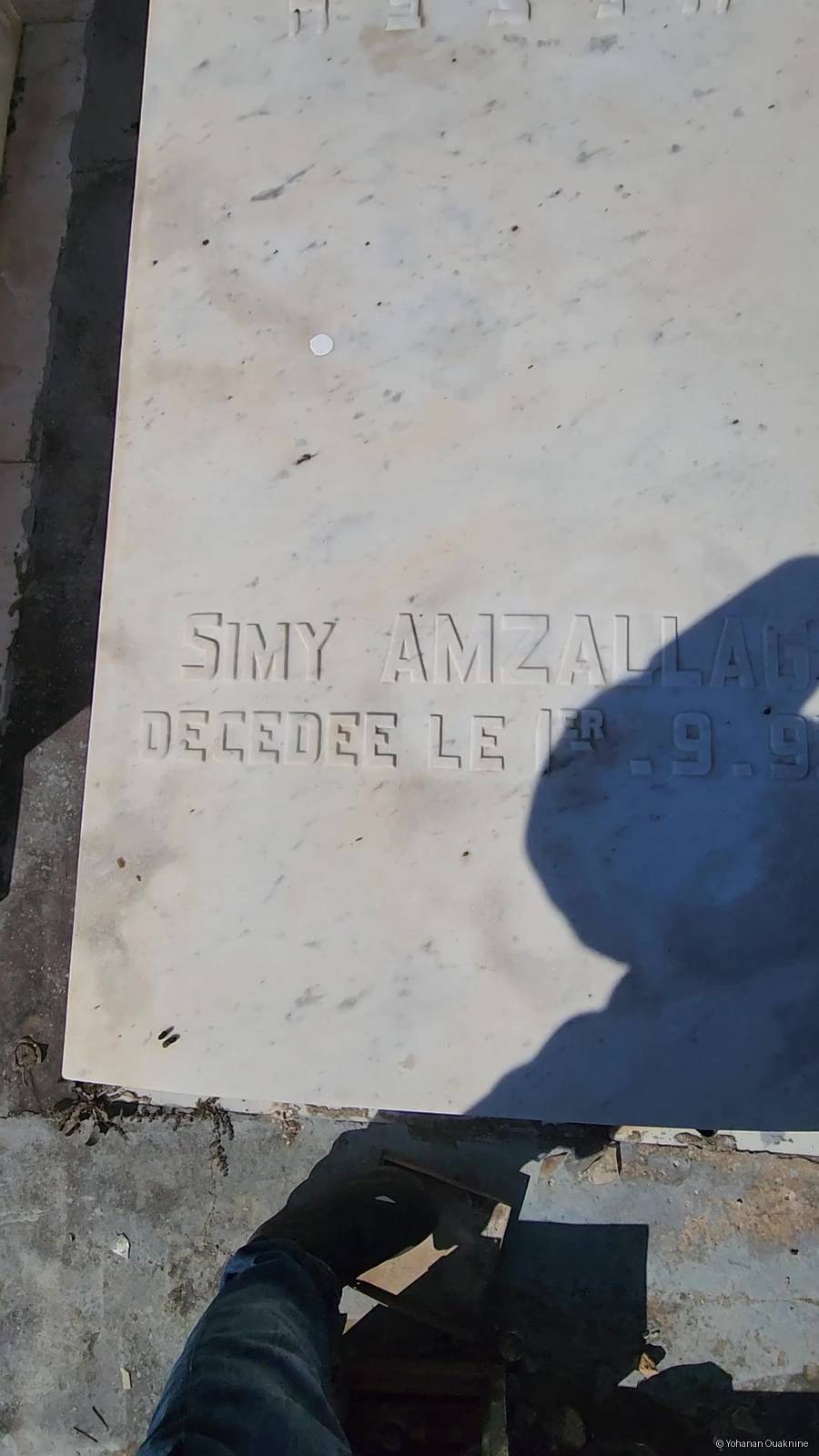 מַצֵּבה פון AMZALLAG Simy