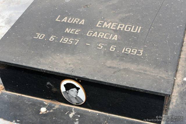 Stèle de EMERGUI LAURA