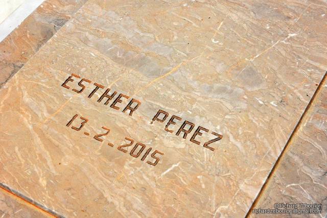 Stèle de PEREZ ESTHER