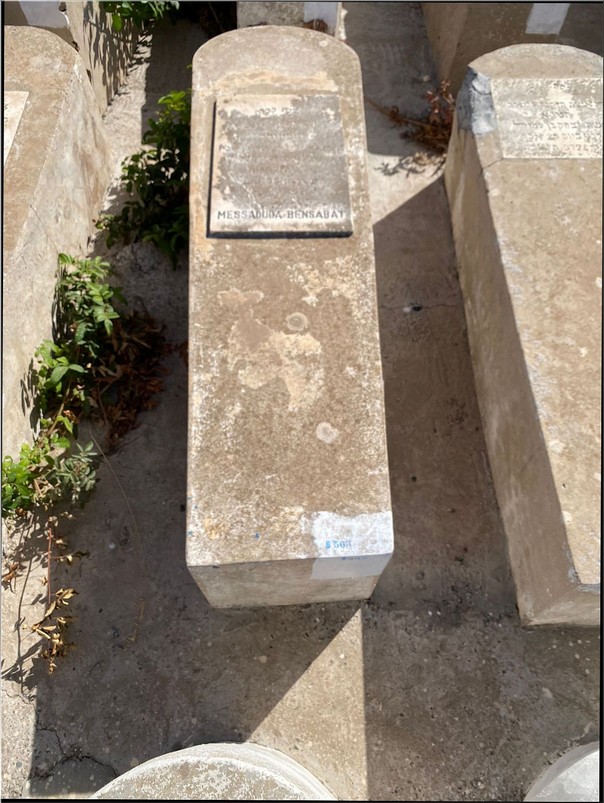 מצבת Bensabath Messaouda