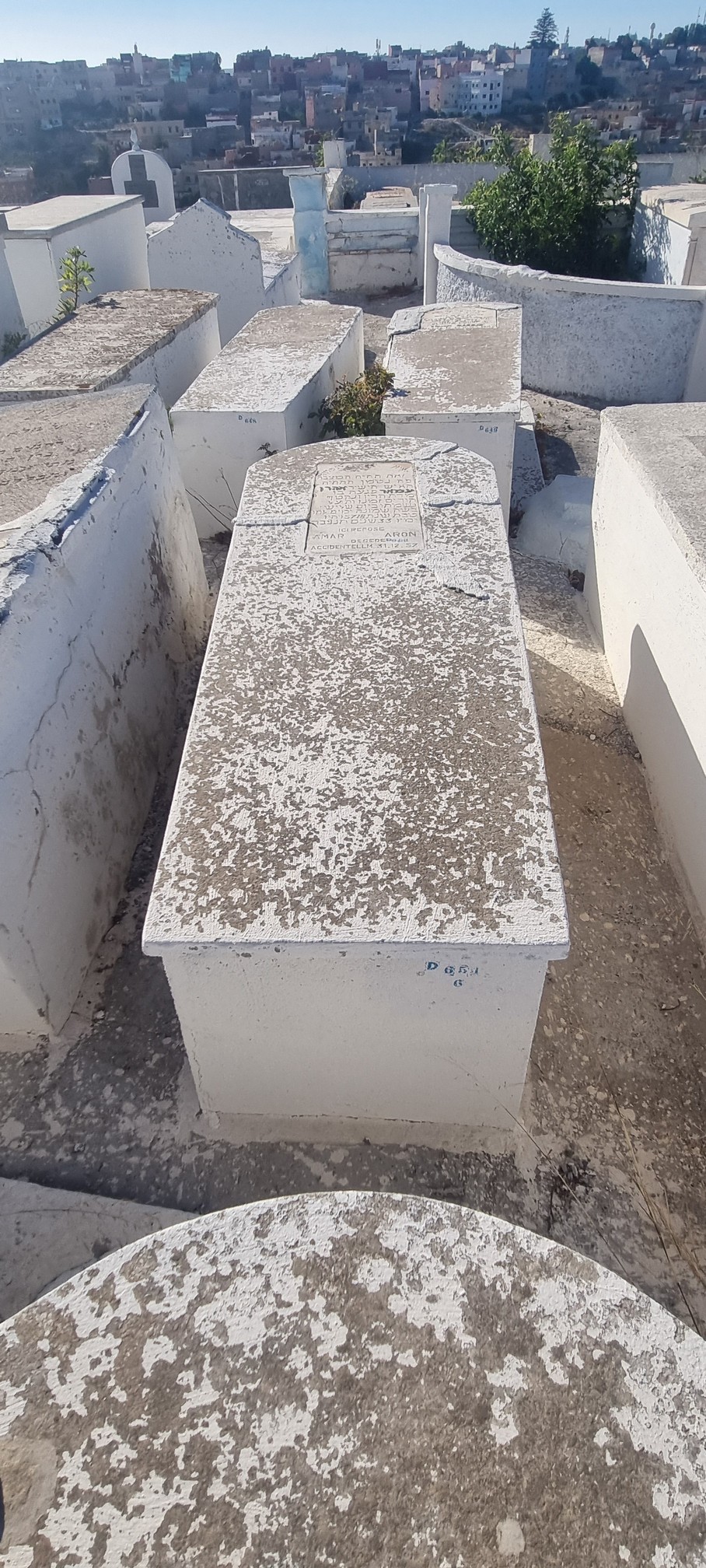 Tombstone of Amar Aaron