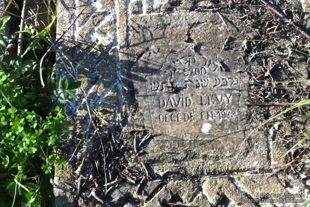 Stèle de LEVY DAVID