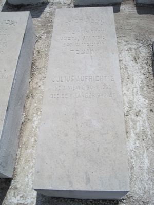 Stèle de aufrichtig julius