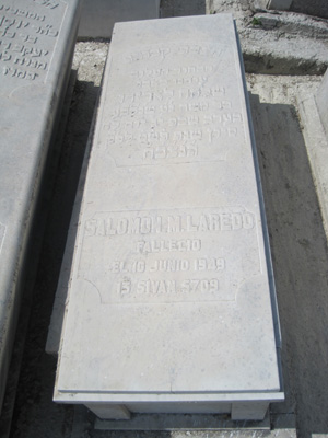 מַצֵּבה פון laredo salomon