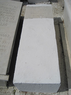 Stèle de levy simy