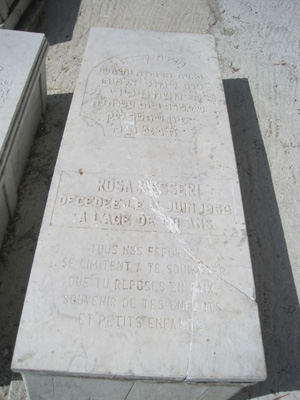 Stèle de messery rosa
