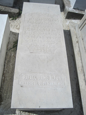 Stèle de alfon rafael jaime