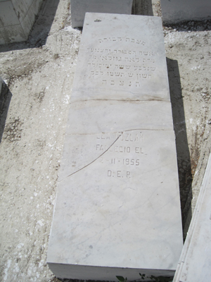 Stèle de gozlan lea