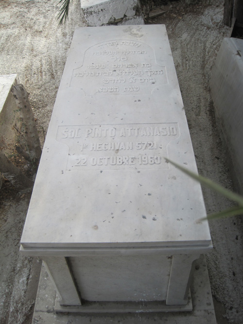 Stèle de pinto sol