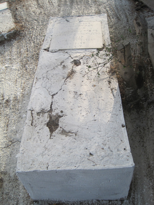 Stèle de benzaquen luna