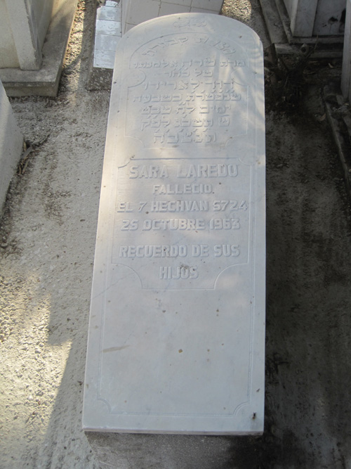 Stèle de laredo sara