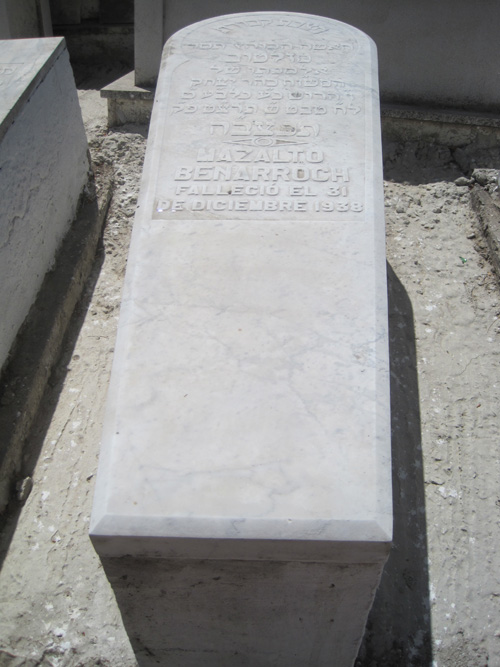 Stèle de benarroch mazaltob