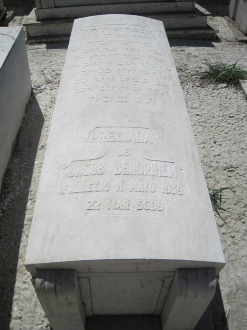 Stèle de bendrihem preciada