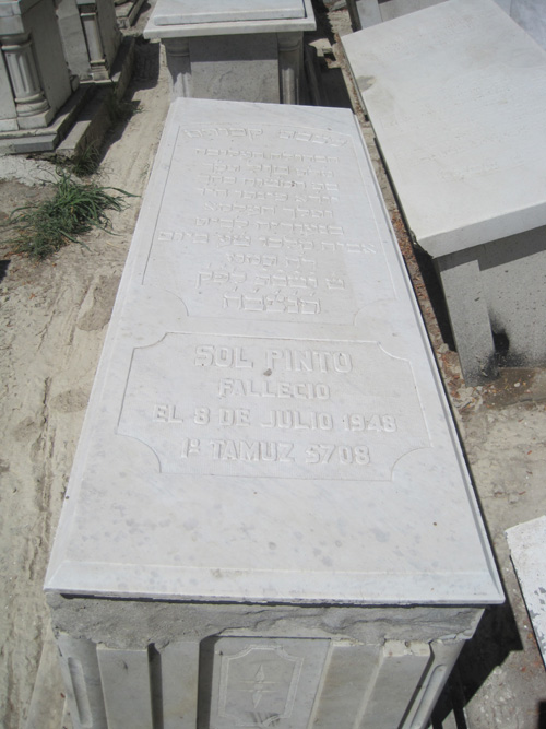 Stèle de pinto sol