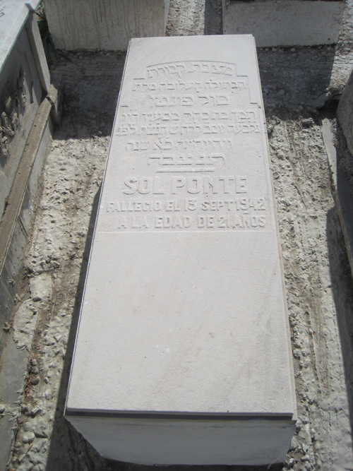 Stèle de ponte sol