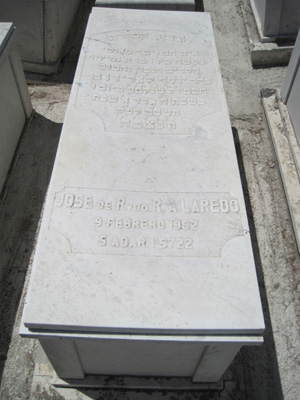 Stèle de laredo jose
