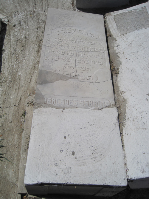Stèle de serruya mercedes
