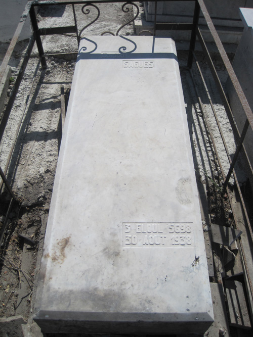 Stèle de sagues sarita