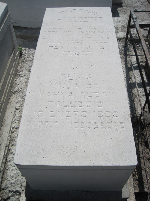Lápide de auday rina