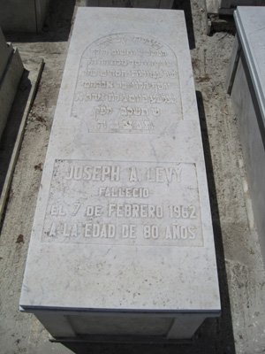 Stèle de levy joseph