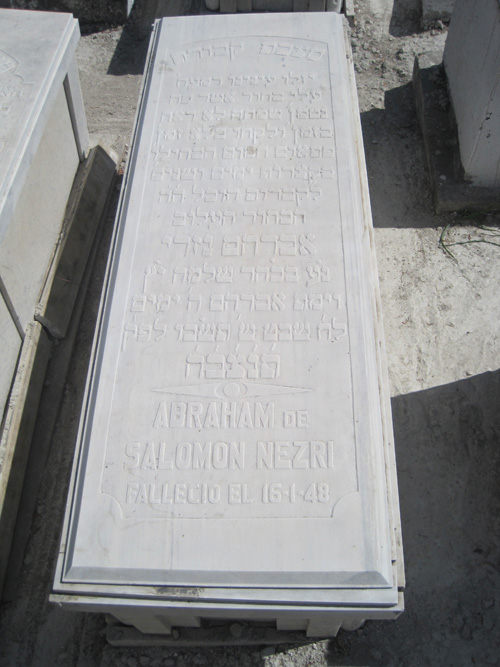 מַצֵּבה פון nezry abraham