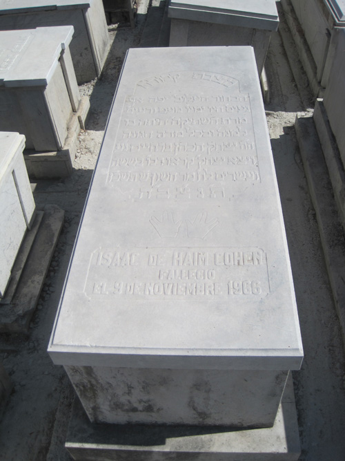 מצבת cohen isaac
